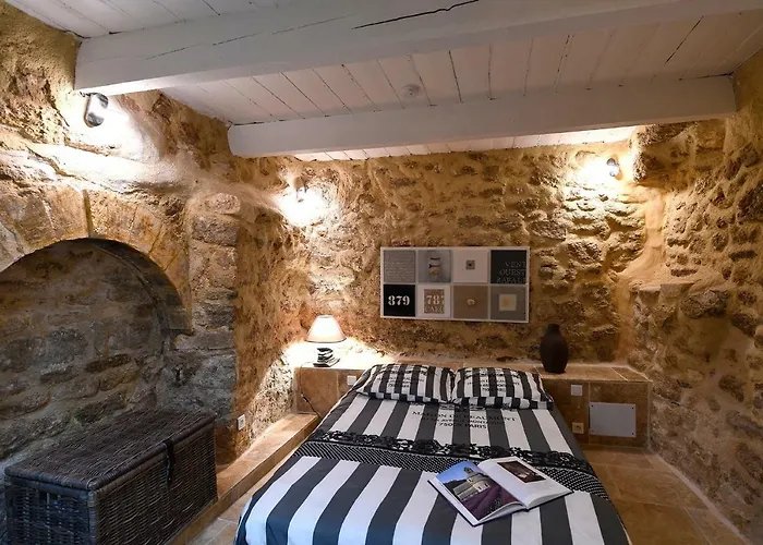 Le Petit Tresor Du Luberon